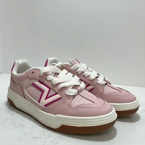 VANS UNISEX PINK AND WHITE SNEAKERS SIZE:
5 - men
6.5 - women - Picture 8 of 14